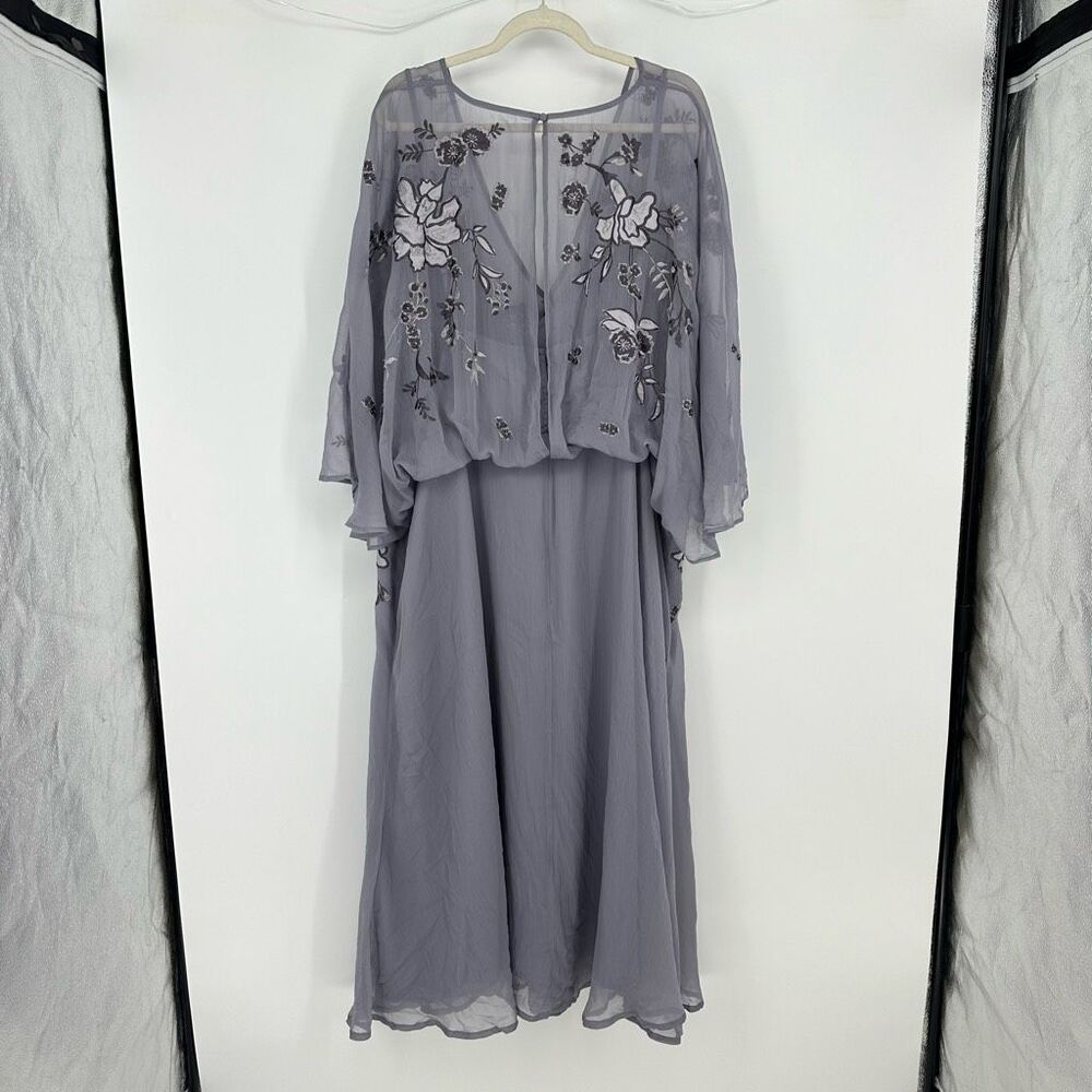 ASOS Curve blouson embroidered midi dress with cape back Size 24 Lavender Fairy. - Picture 3 of 16
